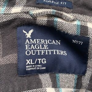 American Eagle: Men’s Plaid Shirt: Size XL